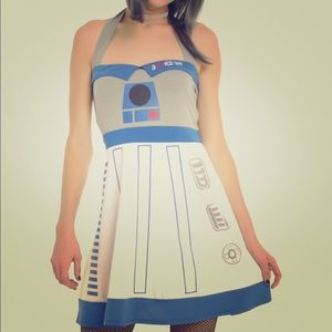 NWOT R2D2 dress Hot Topic ⭐️❤️💙
